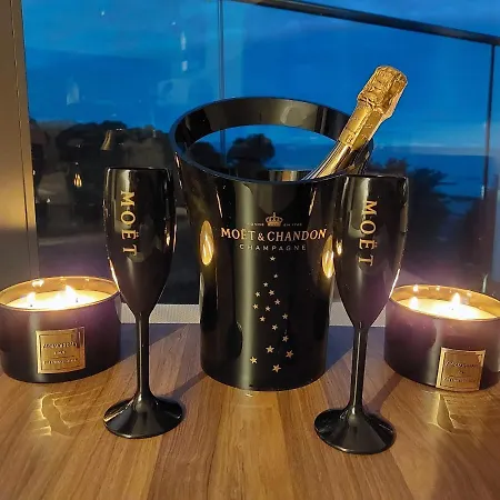 Marine Prywatny Apartament Studio Basen Jacuzzi * Kołobrzeg